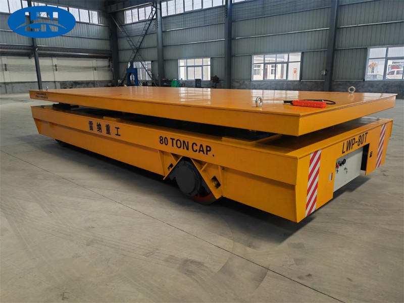 Electric transfer cart with hydraulic lifting